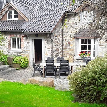 Fermette Lejoly * Weismes